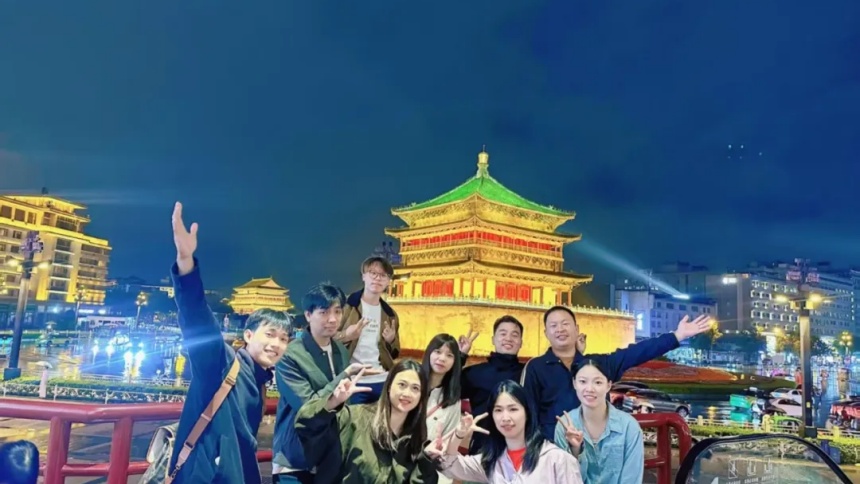 艾高空压机西安旅4